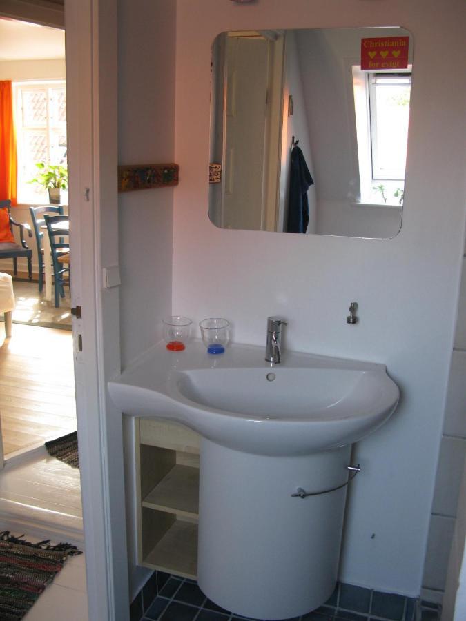 Jan Og Inges Bed & Breakfast Миделфарт Екстериор снимка